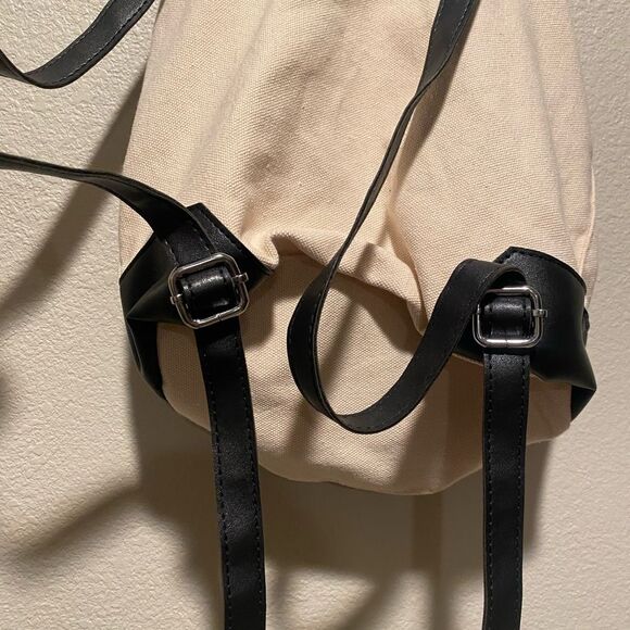Deux Lux Faux Leather Backpack Bag cream and black - Picture 6 of 12